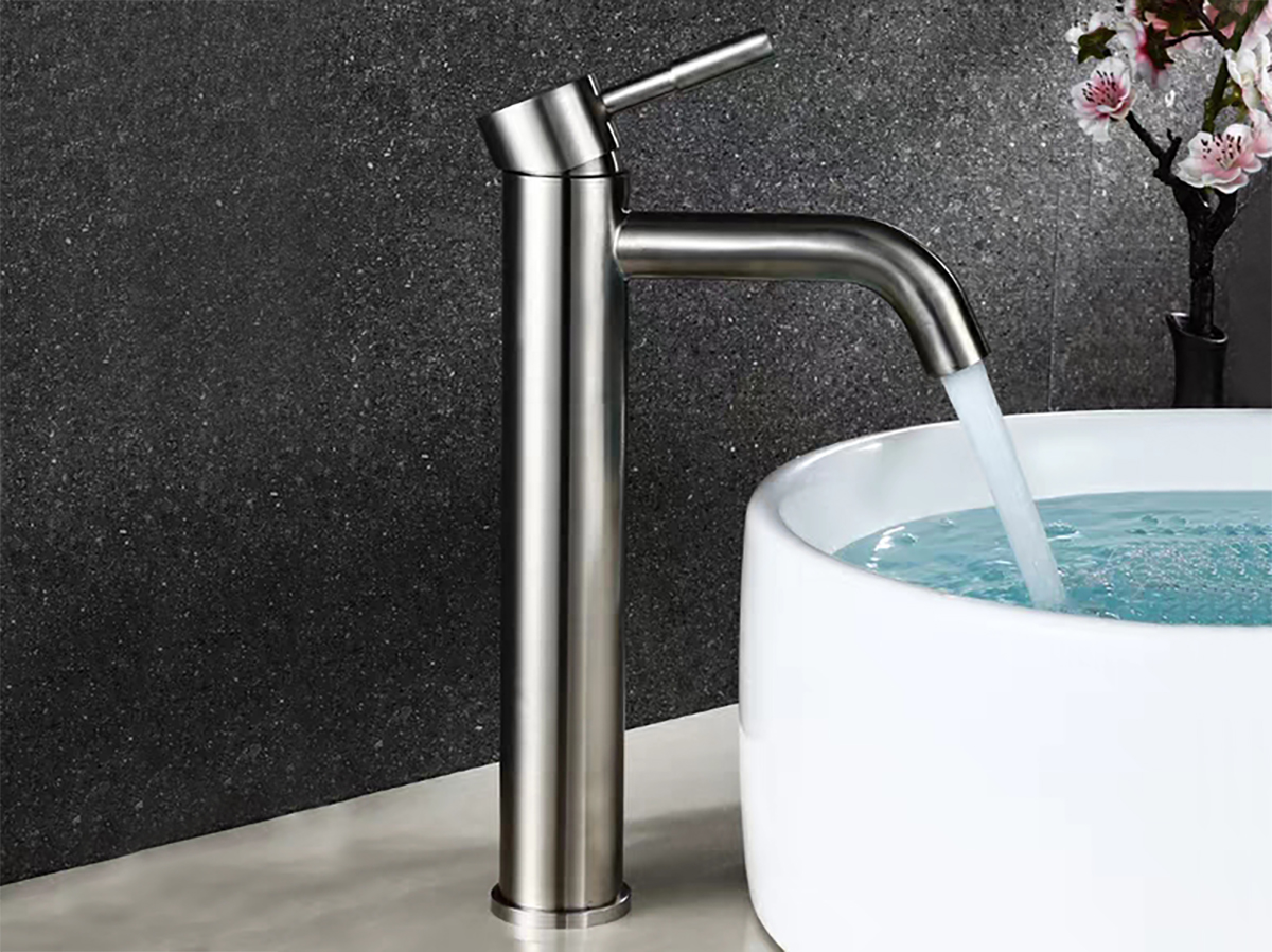 Stainless steel elevated hot and cold faucet111